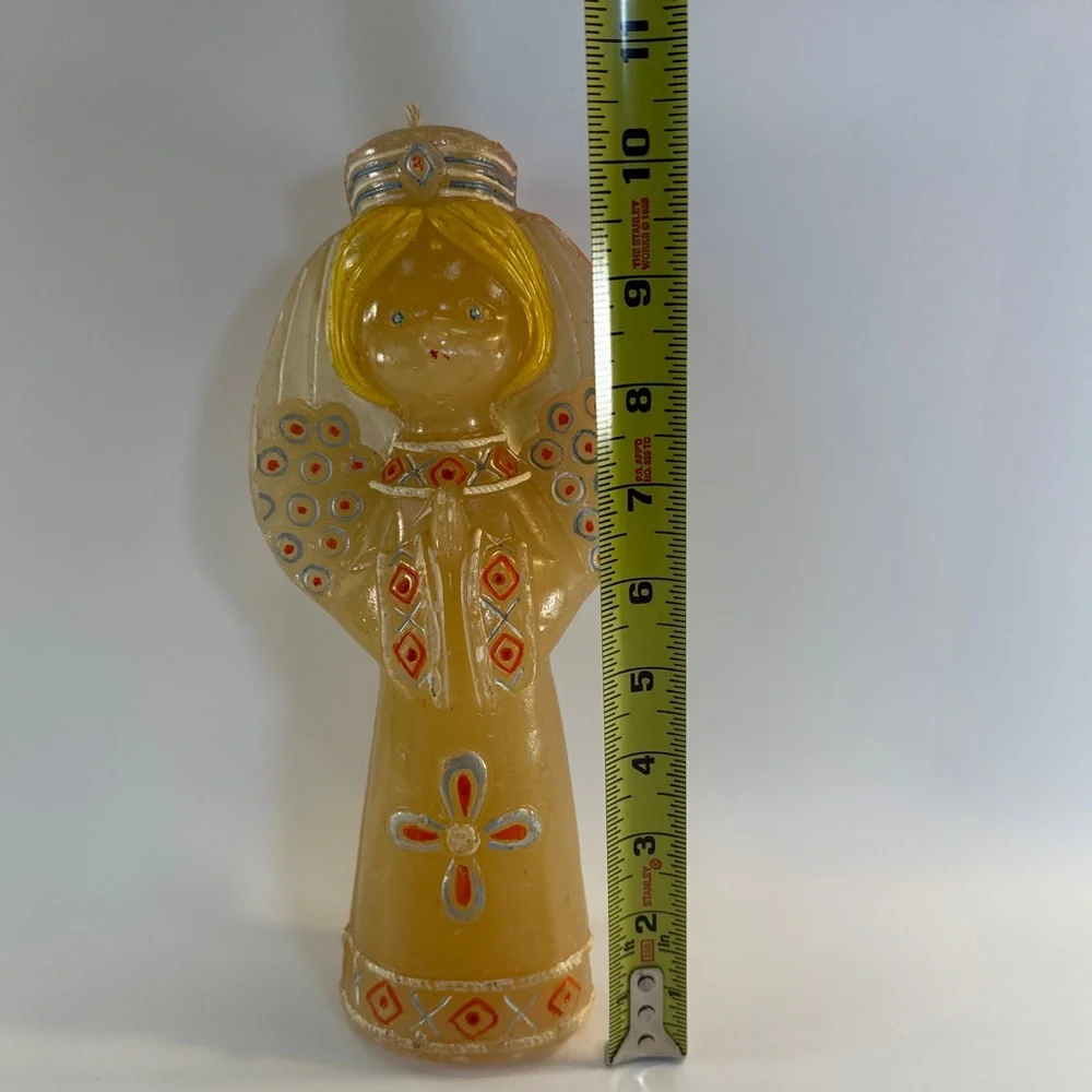VTG‎ Angel Shaped Large Candle
